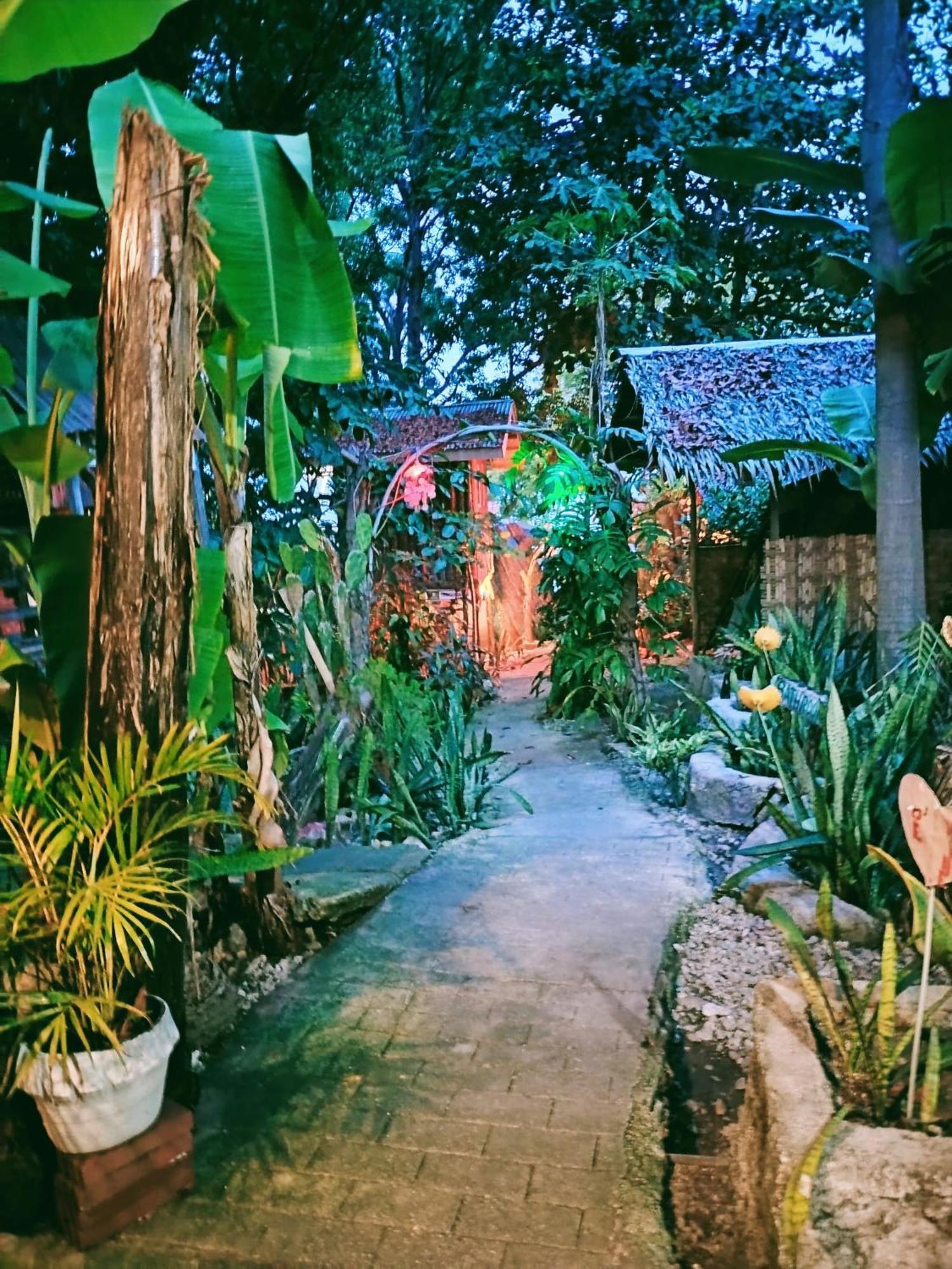 Stay N Save B&B Oslob Dış mekan fotoğraf